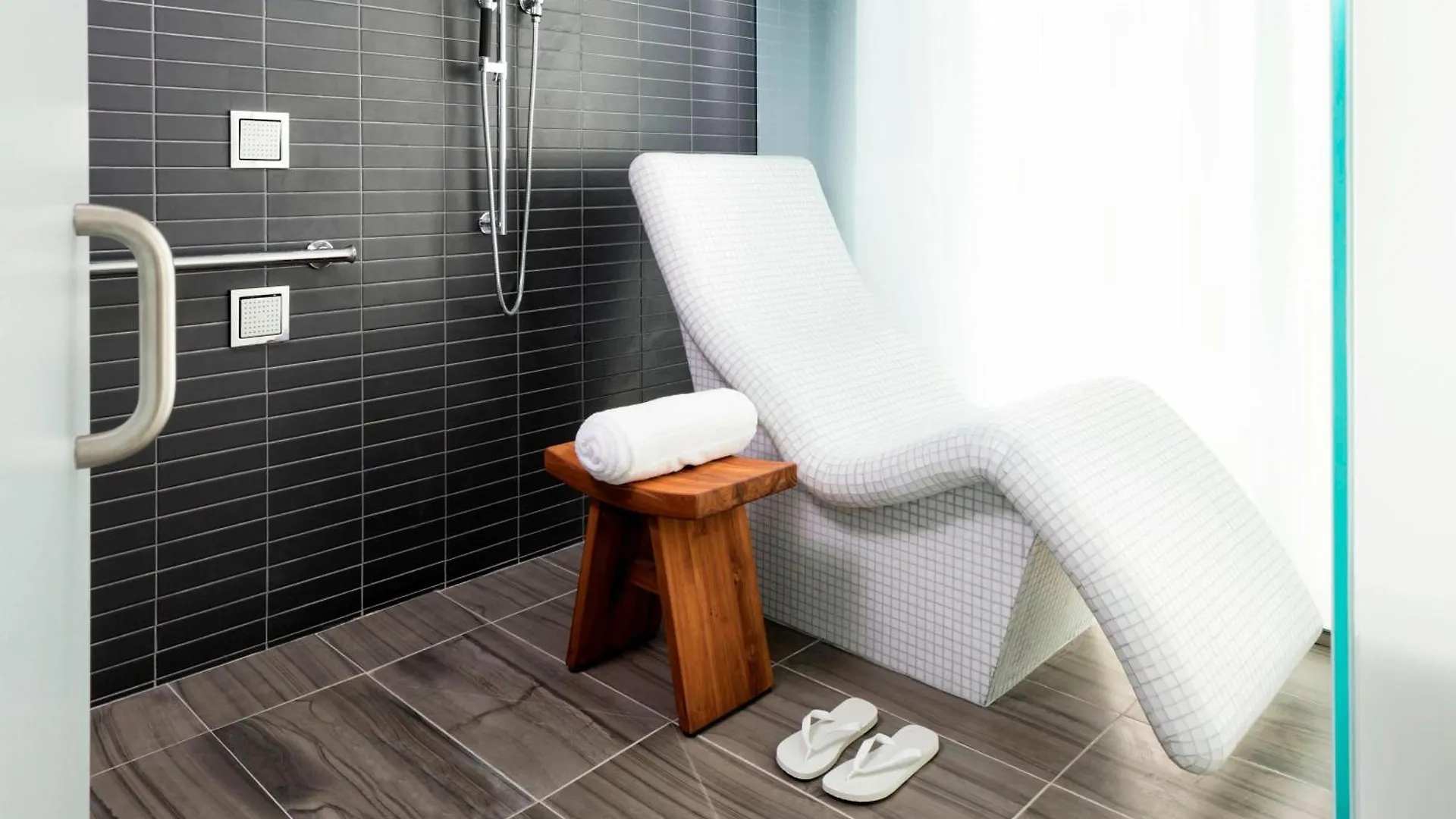 **** Hotel Le Meridien Columbus, The Joseph United States