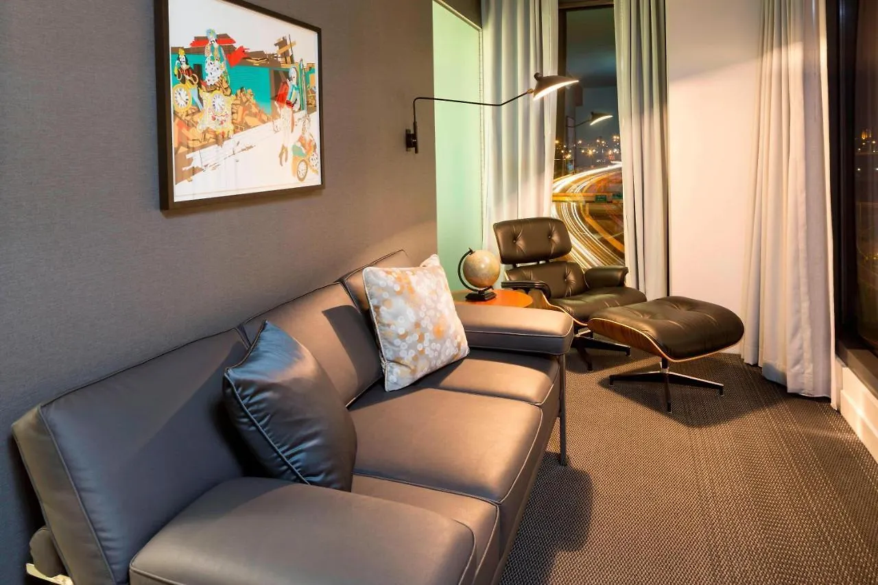 Hotel Le Meridien Columbus, The Joseph