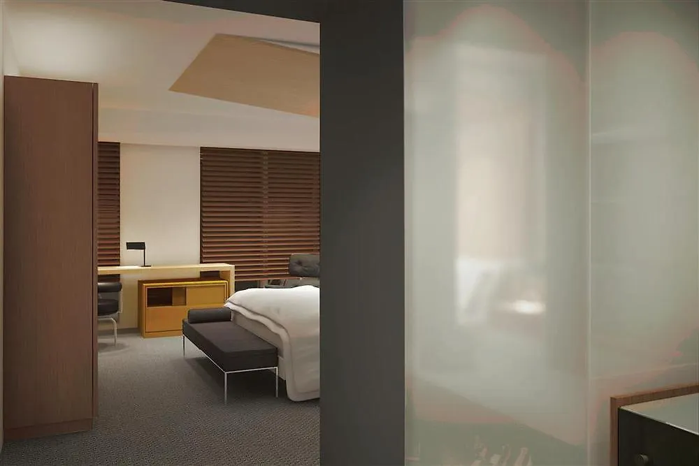 Hotel Le Meridien Columbus, The Joseph