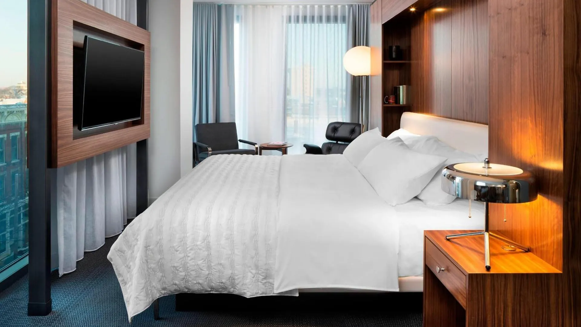 Le Meridien Columbus, The Joseph