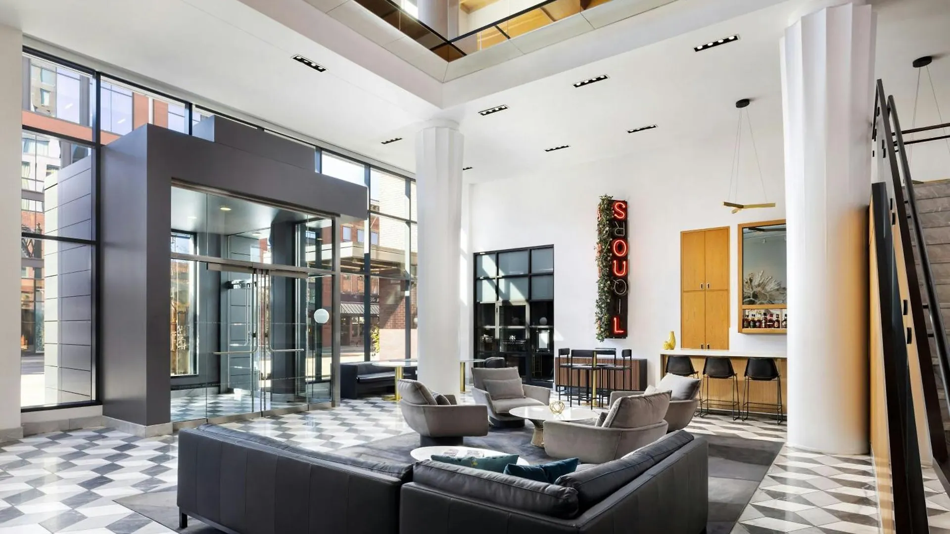 Hotel Le Meridien Columbus, The Joseph